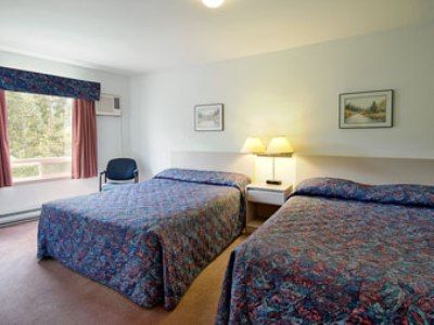 Super 8 By Wyndham Golden Hotel Phòng bức ảnh